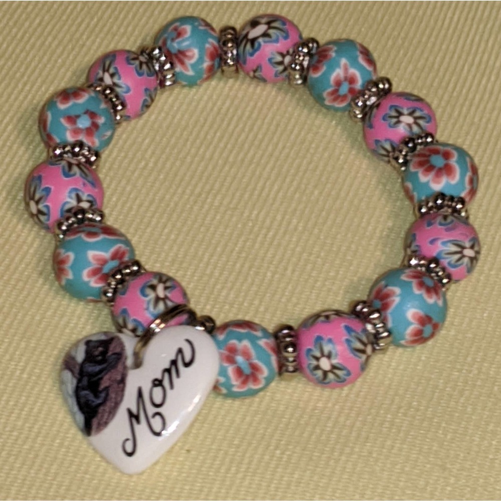 NEW "Mom" Fimo Beaded Stretch Bracelet